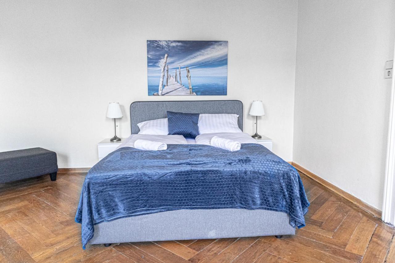 4 Great Apartment Akh - Ideal For Groups Of 19 Vienna Exterior photo