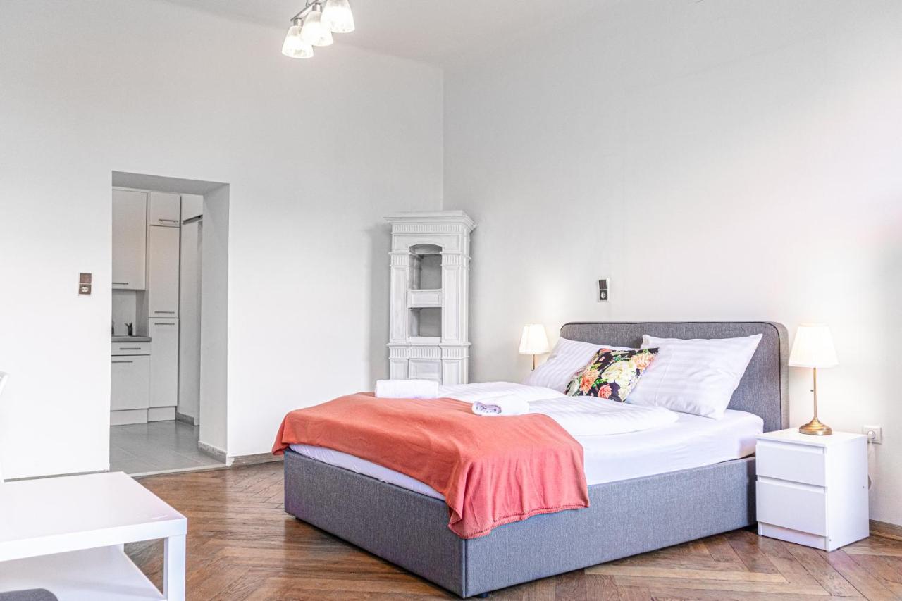 4 Great Apartment Akh - Ideal For Groups Of 19 Vienna Exterior photo