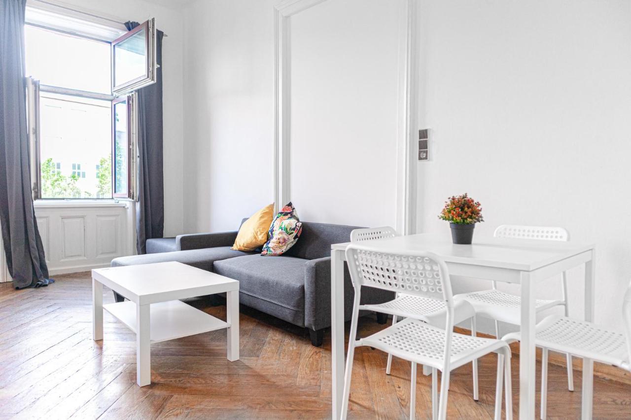 4 Great Apartment Akh - Ideal For Groups Of 19 Vienna Exterior photo