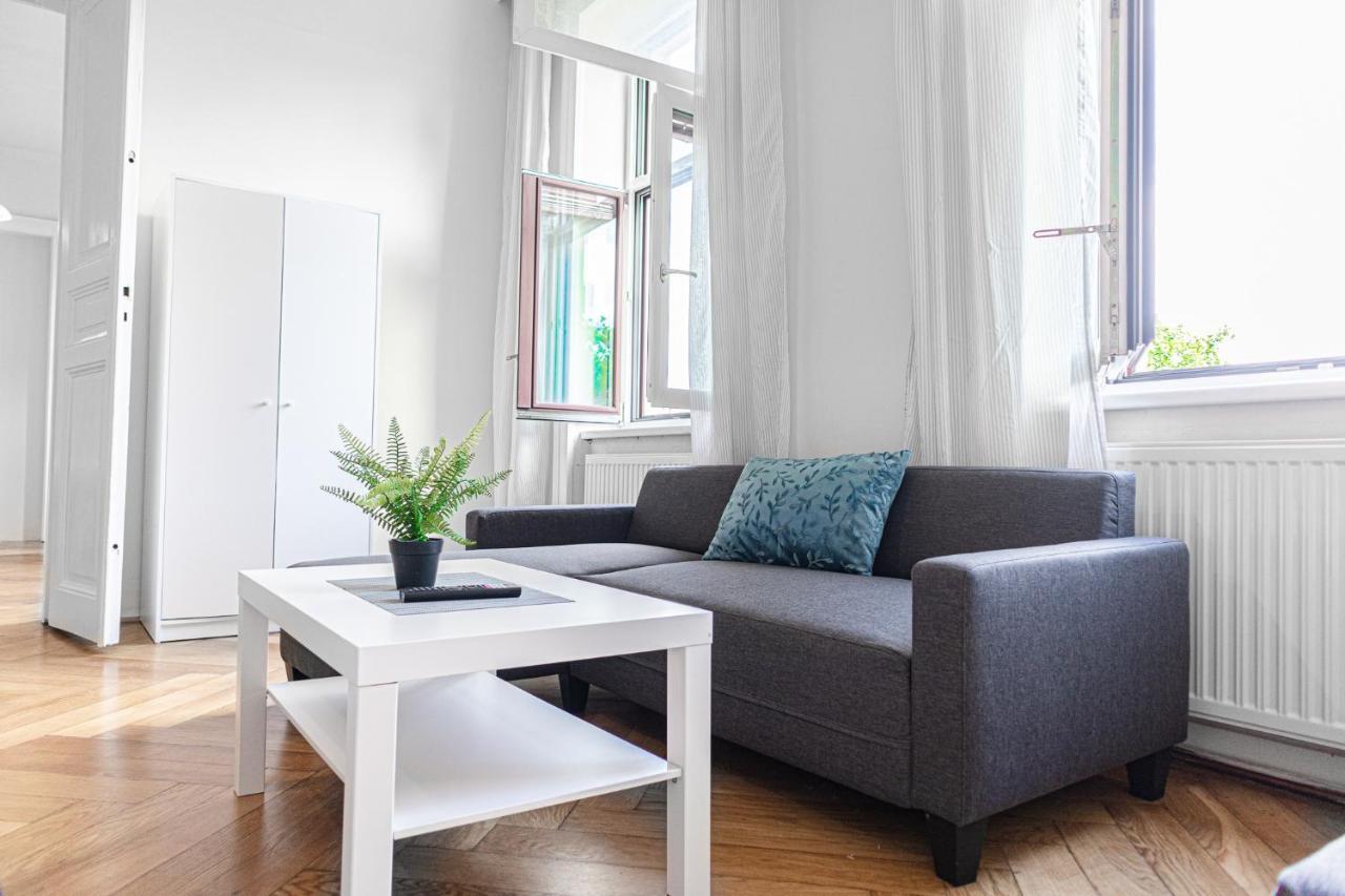 4 Great Apartment Akh - Ideal For Groups Of 19 Vienna Exterior photo