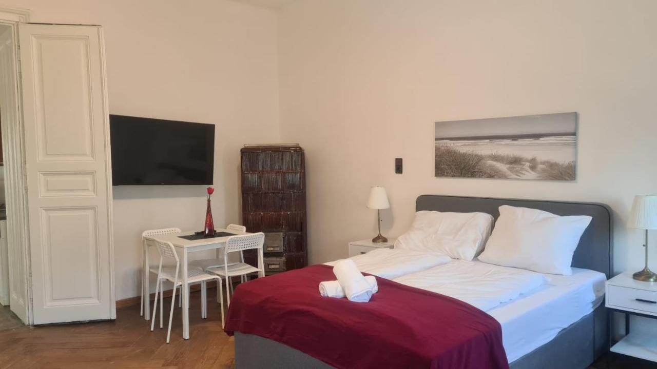 4 Great Apartment Akh - Ideal For Groups Of 19 Vienna Exterior photo