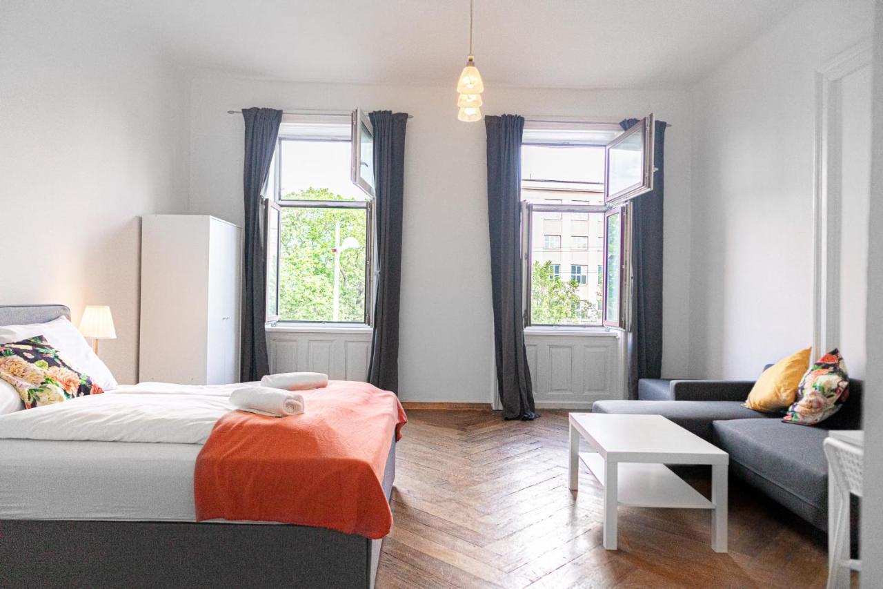 4 Great Apartment Akh - Ideal For Groups Of 19 Vienna Exterior photo